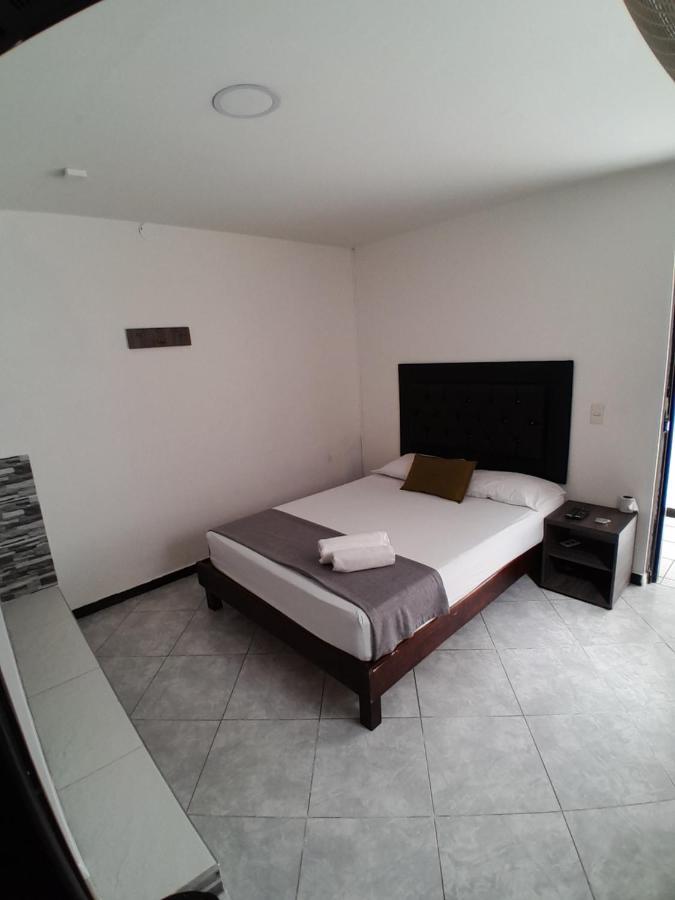 Hotel Palermo Real 메딜린 외부 사진