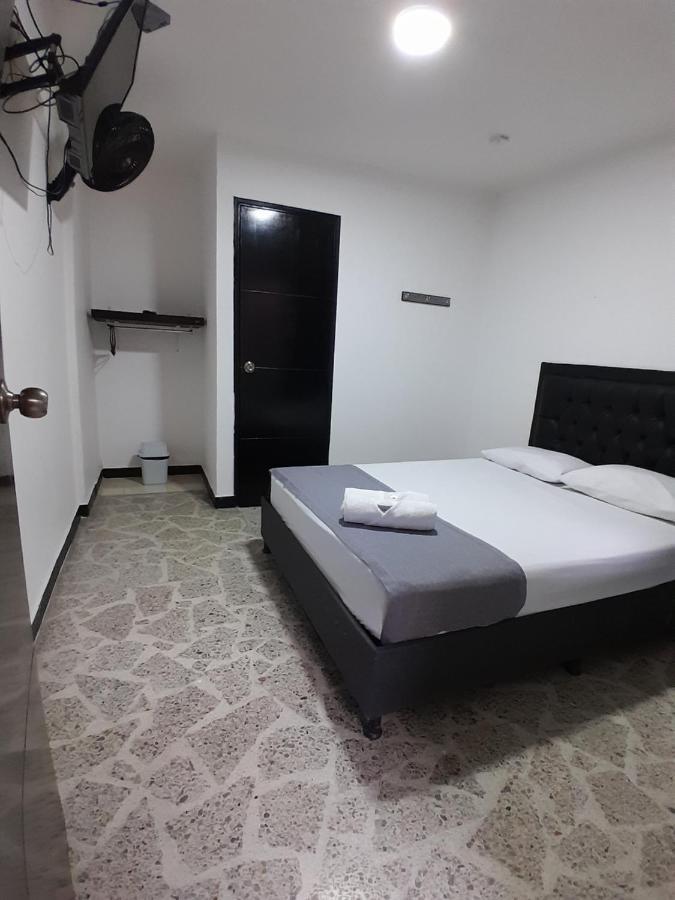 Hotel Palermo Real 메딜린 외부 사진