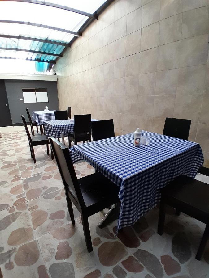 Hotel Palermo Real 메딜린 외부 사진