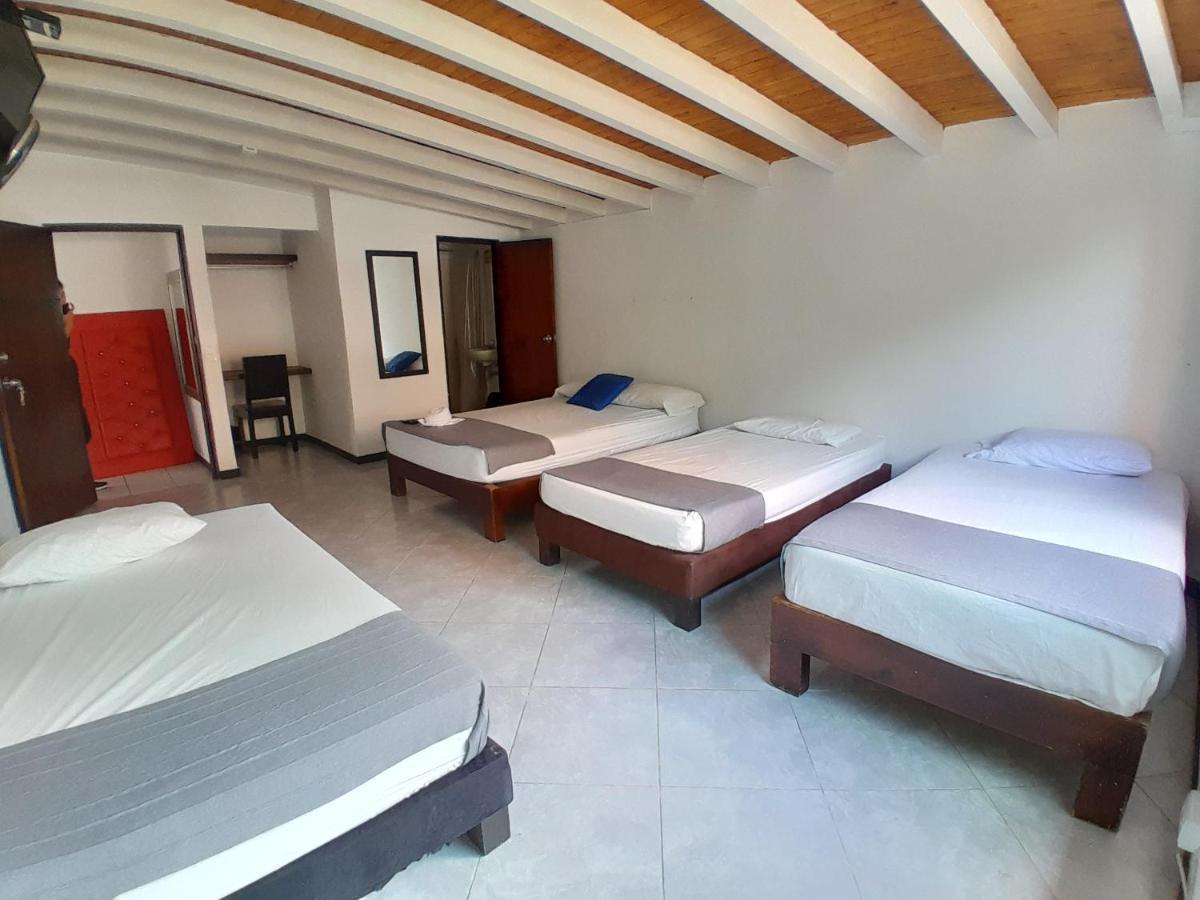 Hotel Palermo Real 메딜린 외부 사진
